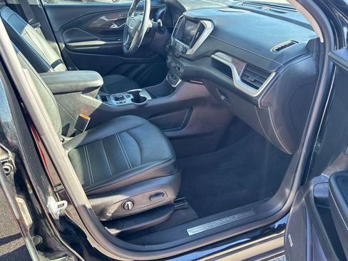 Used 2022 GMC Terrain Denali w/ Denali Premium Package image 13