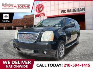 Used 2010 GMC Yukon XL Denali AWD/4WD video 1