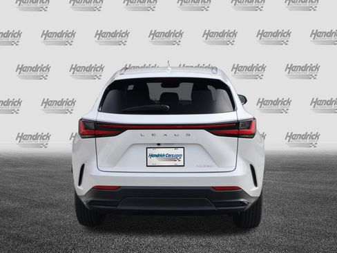 Used 2025 Lexus NX 250 FWD w/ Towing Package (2000 Lbs) image 8