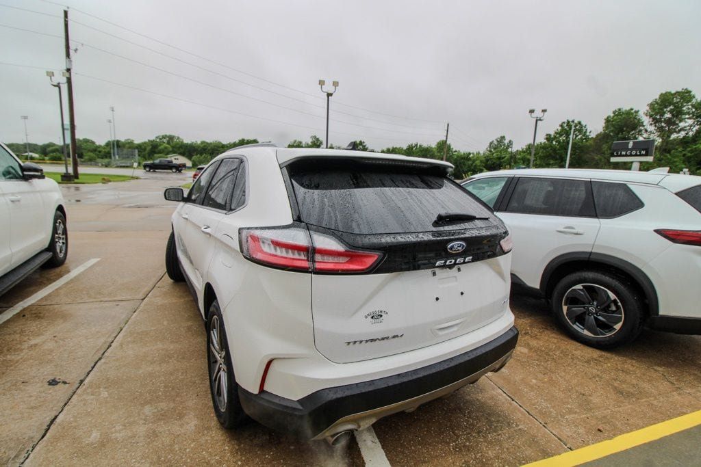 Used 2023 Ford Edge Titanium AWD/4WD image 4