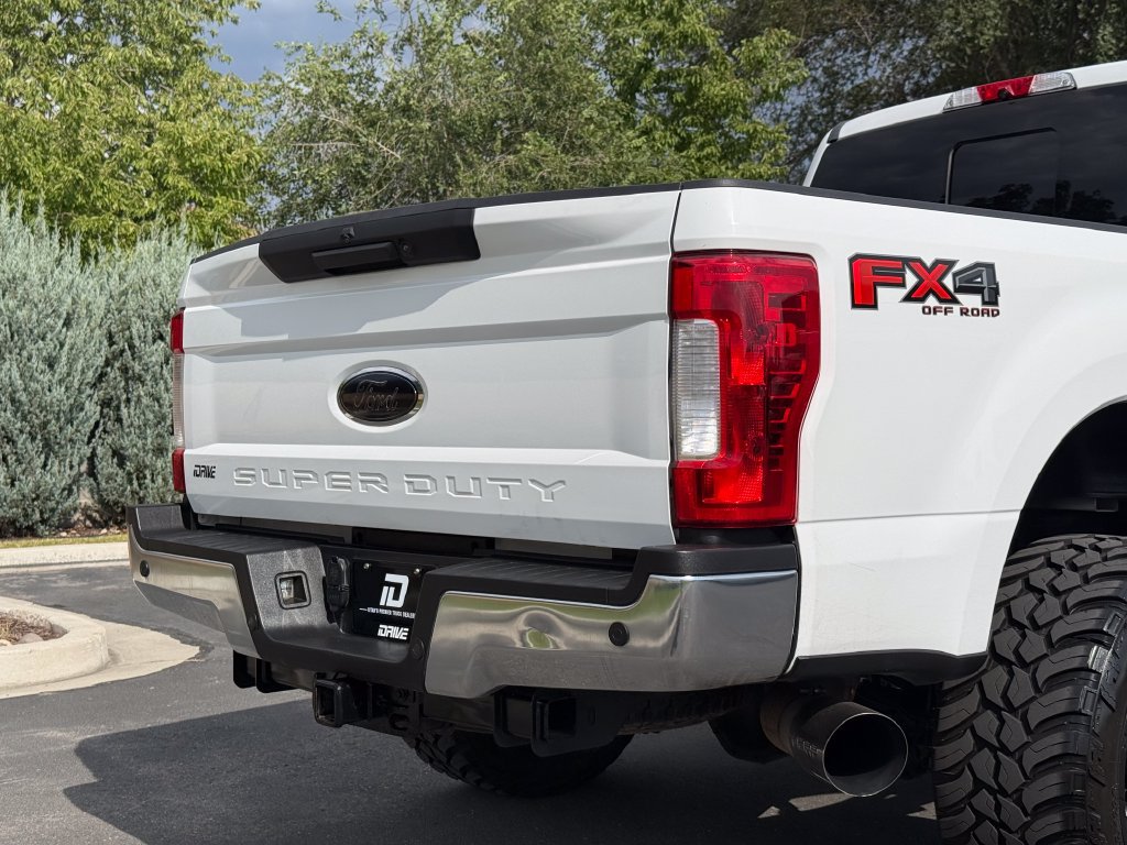 Used 2018 Ford F350 Lariat w/ Chrome Package AWD/4WD image 14