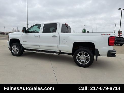 Used 2016 Chevrolet Silverado 2500 High Country w/ Duramax Plus Package image 11