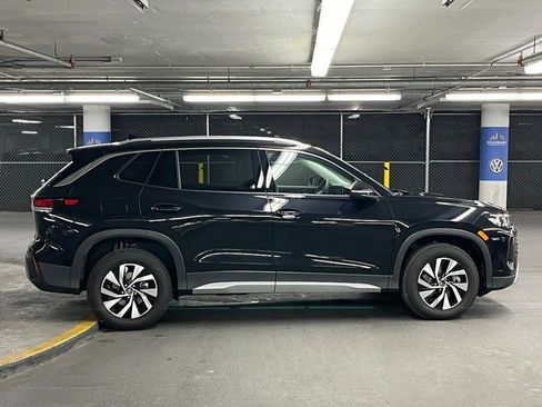 New 2026 Volkswagen Tiguan S image 38