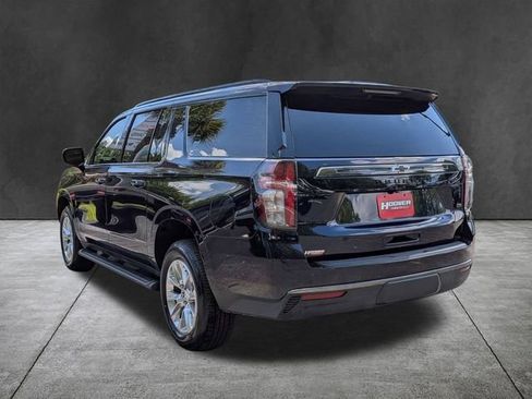 Used 2021 Chevrolet Suburban Z71 AWD/4WD image 6