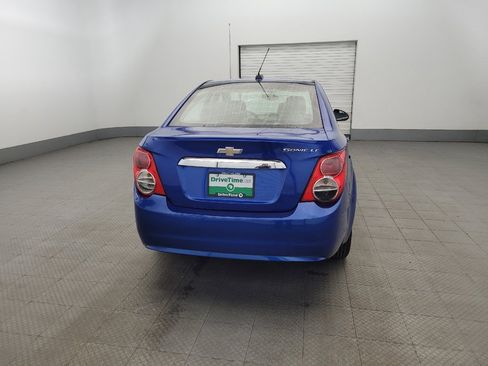 Used 2016 Chevrolet Sonic LT image 7