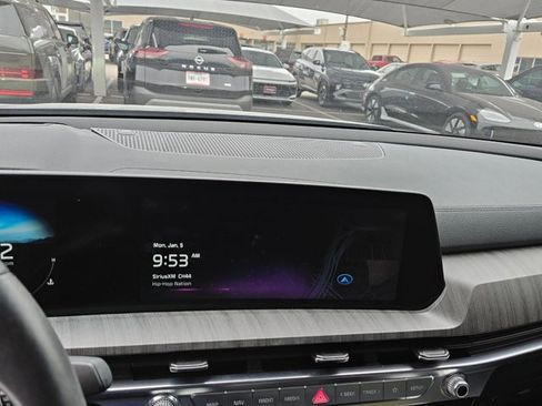 Used 2023 Kia Telluride SX Prestige image 14