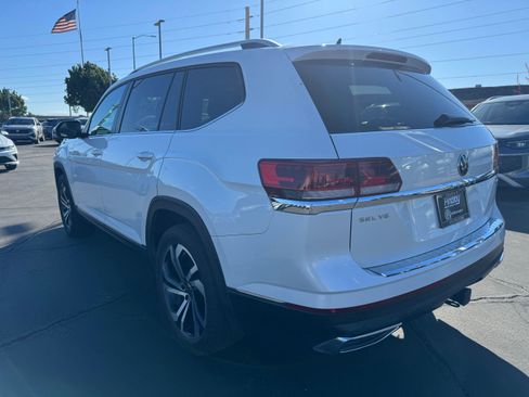 Used 2023 Volkswagen Atlas SEL AWD/4WD image 4
