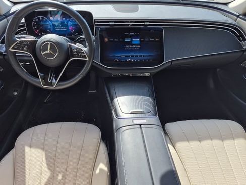 Used 2024 Mercedes-Benz E 350 4MATIC Sedan image 17
