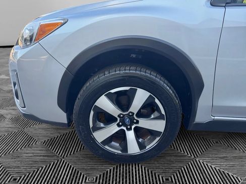 Used 2016 Subaru Crosstrek Hybrid AWD/4WD image 9