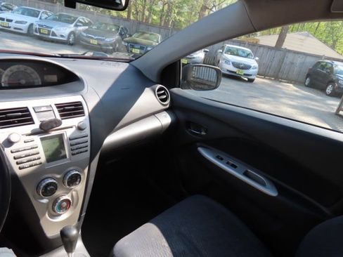 Used 2008 Toyota Yaris Sedan image 20