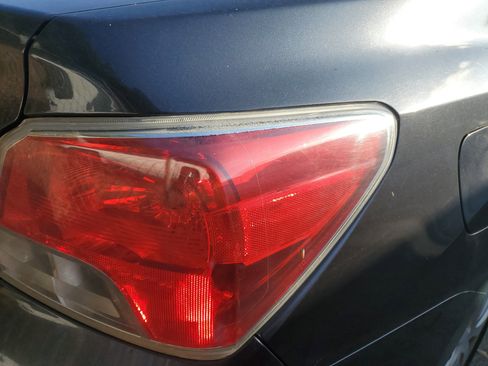 Used 2013 Subaru Impreza 2.0i image 5