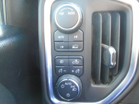 Used 2022 Chevrolet Silverado 1500 RST image 21