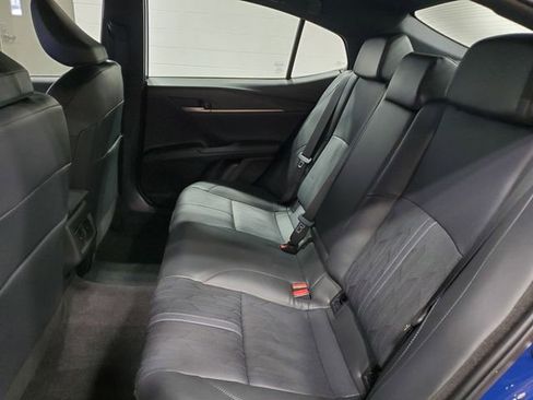 Used 2025 Toyota Camry XSE image 12