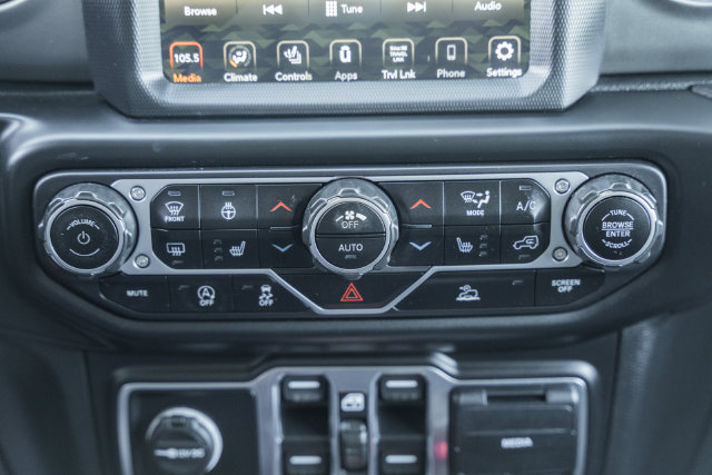 Used 2020 Jeep Gladiator Overland AWD/4WD image 26