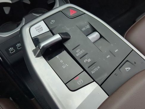 Used 2025 BMW X1 xDrive28i image 16