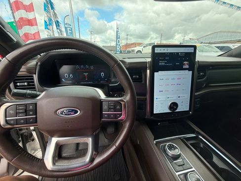 Used 2022 Ford Expedition King Ranch AWD/4WD image 42