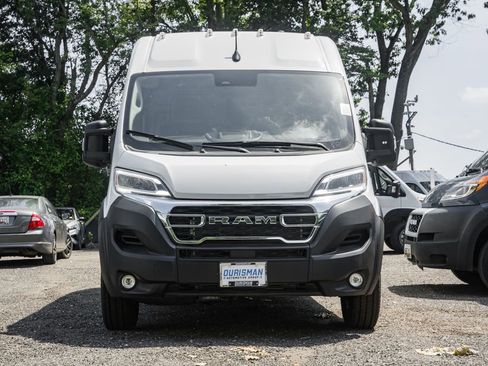 New 2025 RAM ProMaster 3500 w/ Quick Order Package 22G SLT image 2