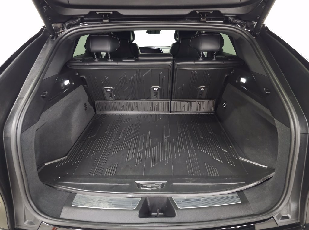 Certified 2024 Cadillac Lyriq Sport w/ LPO, Floor Liner Package AWD/4WD image 6