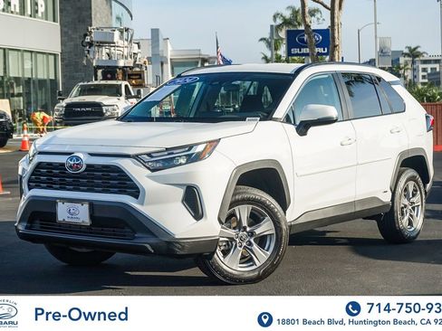 Used 2024 Toyota RAV4 LE AWD/4WD image 1