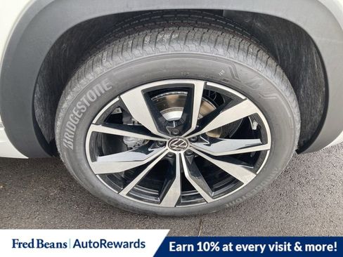New 2026 Volkswagen Atlas Cross Sport SEL Premium R-Line AWD/4WD image 6