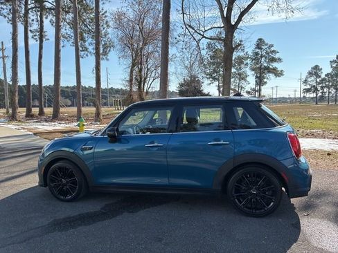 Used 2022 MINI Cooper S image 6