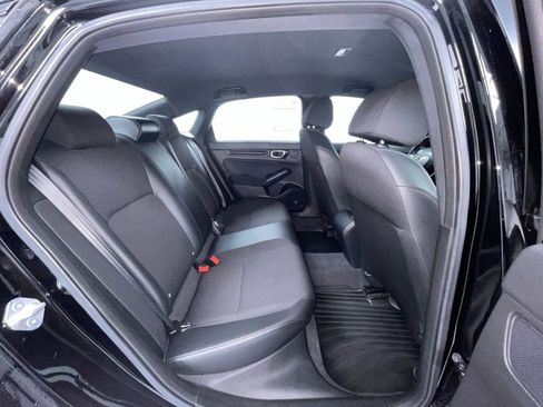 Used 2023 Honda Civic Sport image 11