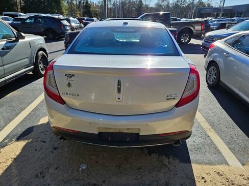 Used 2014 Lincoln MKS AWD image 9