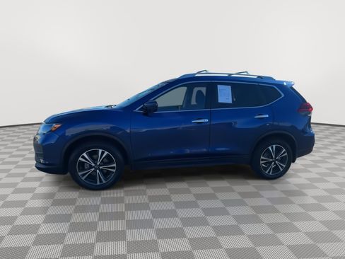 Used 2020 Nissan Rogue SV w/ Premium Package image 5