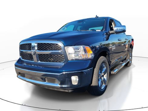 Used 2022 RAM 1500 Tradesman w/ Tradesman SXT Package image 3
