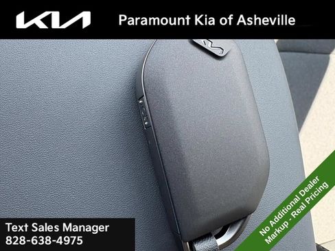 New 2026 Kia K4 FWD image 28