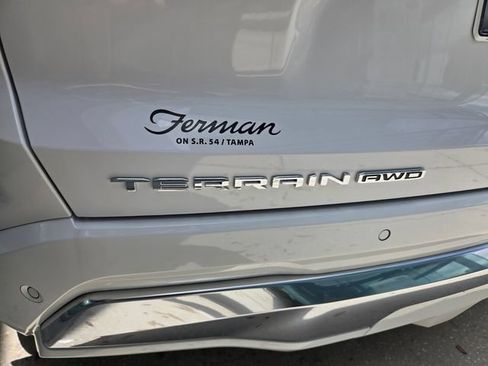 Used 2026 GMC Terrain Denali AWD/4WD image 10
