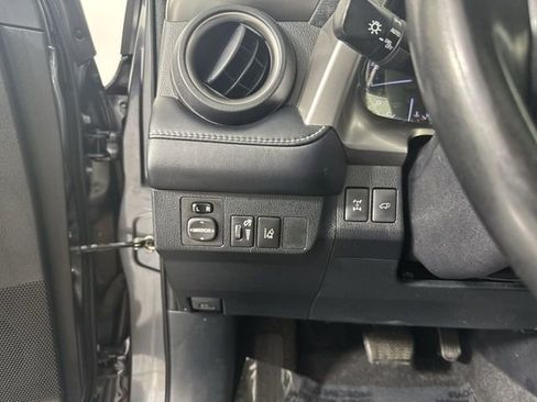 Used 2018 Toyota RAV4 Limited w/ All Weather Liner Package AWD/4WD image 14