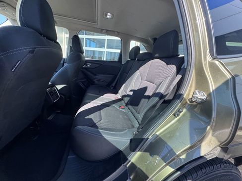 Used 2022 Subaru Forester Premium image 26