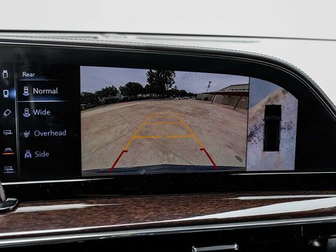 Used 2021 Cadillac Escalade Sport Platinum w/ Heavy-Duty Trailer Package AWD/4WD image 22