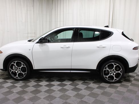 Used 2024 Alfa Romeo Tonale Ti AWD/4WD image 34