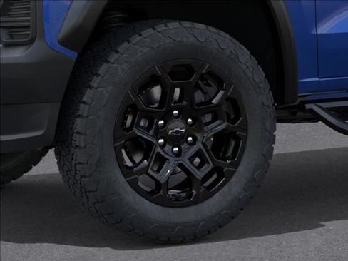New 2026 Chevrolet Colorado Trail Boss AWD/4WD image 9