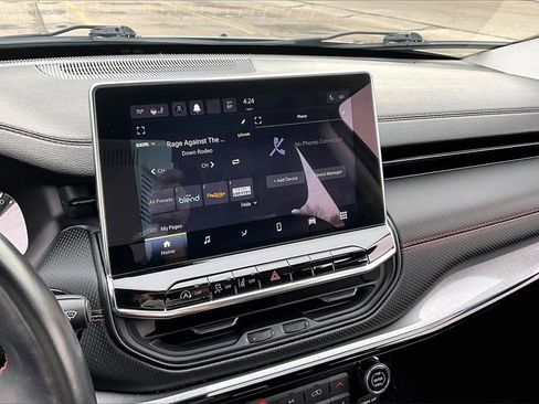 Used 2022 Jeep Compass Trailhawk w/ Trailhawk Convenience Group image 31