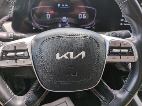 Used 2023 Kia Telluride S w/ S Sunroof Package AWD/4WD image 16