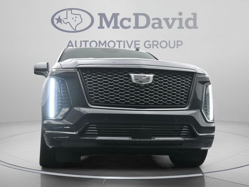 Used 2026 Cadillac Escalade Platinum Sport w/ LPO, ONYX Package AWD/4WD image 25