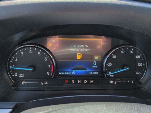 Used 2021 Ford Explorer XLT w/ Equipment Group 202A AWD/4WD image 19