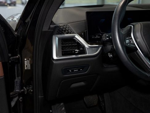 Used 2024 BMW X5 xDrive40i w/ Premium Package image 14