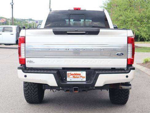 Used 2019 Ford F250 Limited w/ FX4 Off-Road Package AWD/4WD image 8