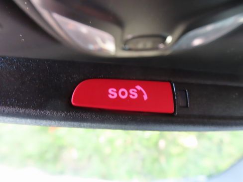 New 2026 Jeep Compass Limited image 15