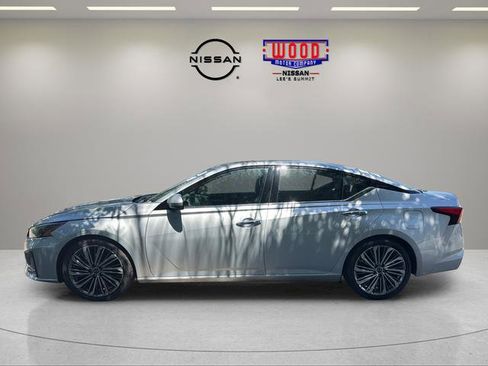 Used 2023 Nissan Altima 2.5 SL FWD image 5