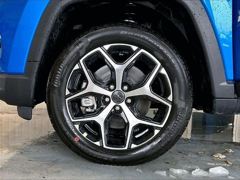 New 2026 Jeep Compass Limited image 8