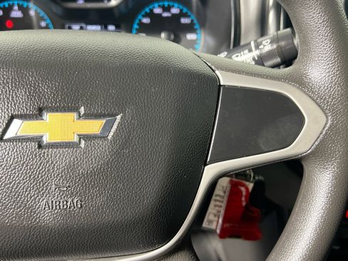 Used 2019 Chevrolet Colorado W/T w/ WT Convenience Package AWD/4WD image 19