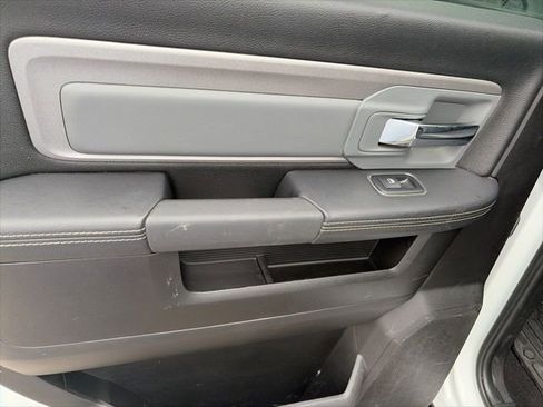 Used 2018 RAM 2500 Power Wagon w/ Luxury Group image 12