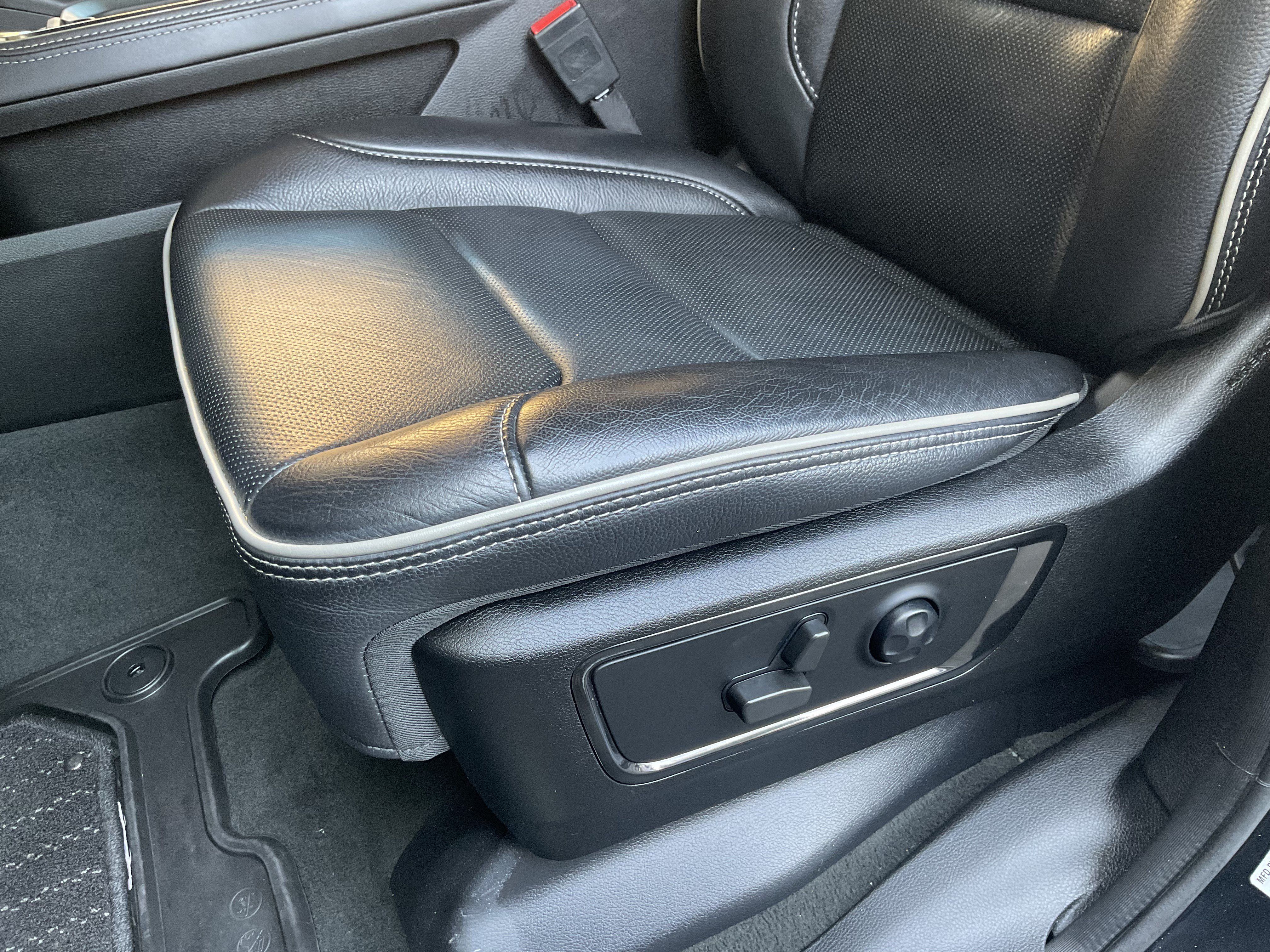 Used 2023 RAM 1500 Limited w/ Body-Colour Bumper Group AWD/4WD image 29