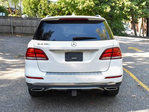 Used 2018 Mercedes-Benz GLE 350 w/ Premium 1 Package image 6