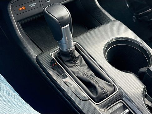 Used 2025 Honda Civic Sport image 16